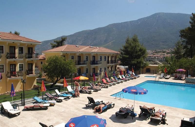 אולודניץ Grove Hotel מראה חיצוני תמונה